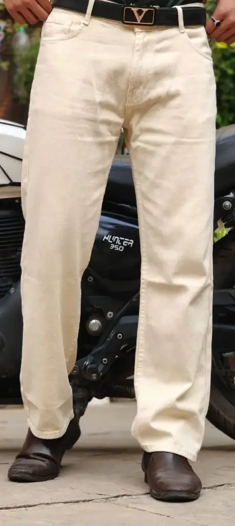 Cream Baggy Jeans