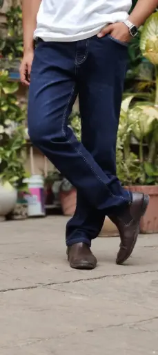 L-cooper Indigo blue Straight-fit Jeans